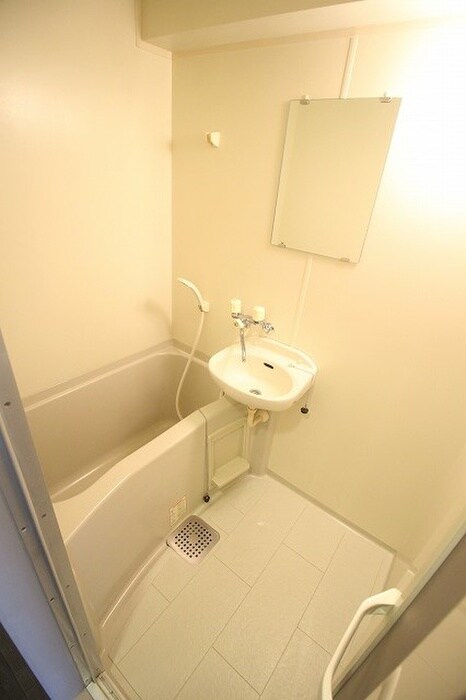 ビクトワ－ル二条の物件内観写真