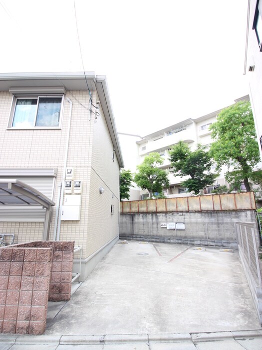 サンクレストの物件外観写真