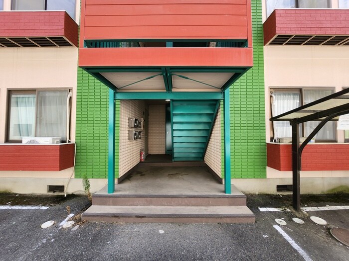 フロ－ラルハイツさわらぎの物件外観写真