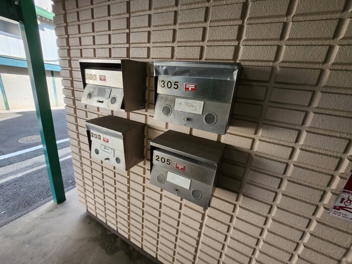 フロ－ラルハイツさわらぎの物件外観写真