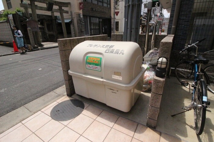 ﾌﾟﾚｻﾝｽ京都四条烏丸（１００１）の物件外観写真