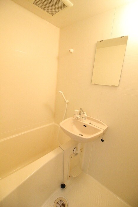 ﾌﾟﾚｻﾝｽ京都四条烏丸（１００１）の物件内観写真