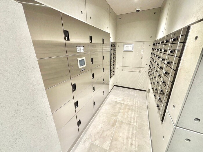 S-RESIDENCE堺湊駅前azureの物件外観写真