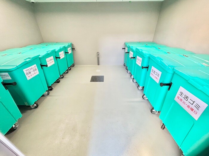 S-RESIDENCE堺湊駅前azureの物件外観写真