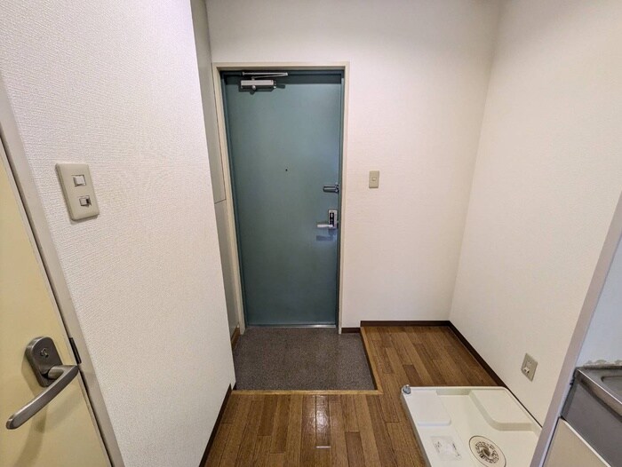 レザックセントラルビルの物件内観写真