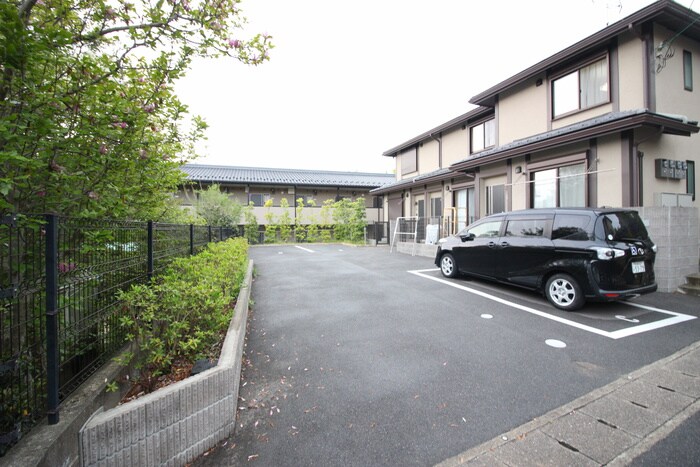 エムズ福王寺の物件外観写真