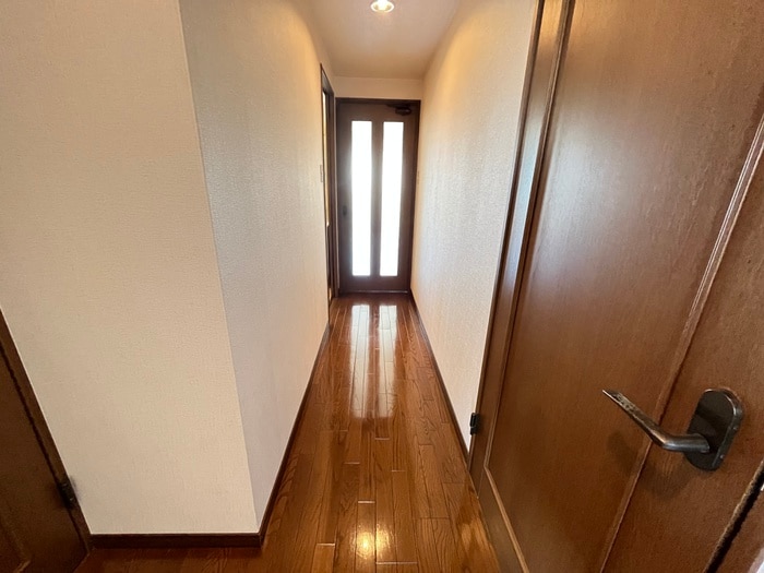 ラ・フローリスの物件内観写真