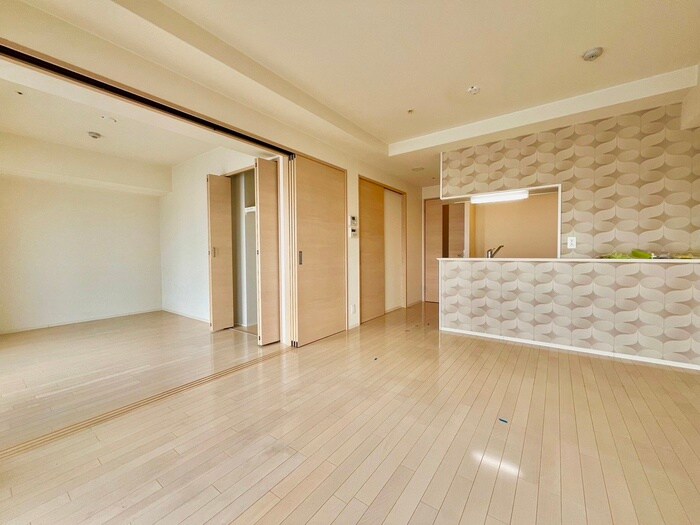 ﾗﾙｼﾞｭﾙｰｾﾝﾄｵｰﾃﾞﾝ難波の物件内観写真