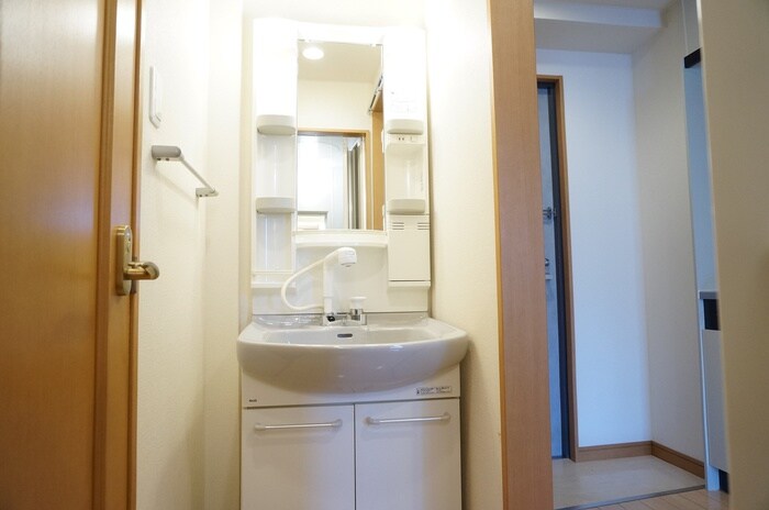 メディナ三条室町の物件内観写真