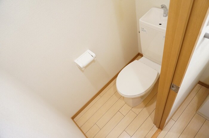 メディナ三条室町の物件内観写真