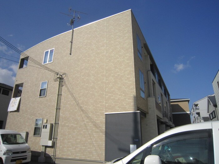 ベル　メゾンの物件外観写真