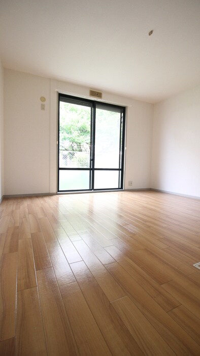 サンビレッジ奥野Ａ棟の物件内観写真