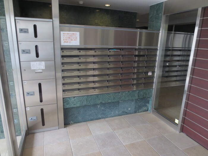 ジョイ－レの物件外観写真