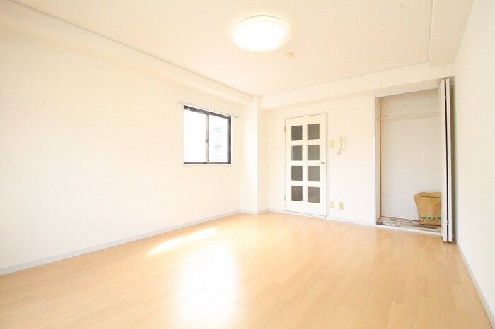 シダ　ヴィレッジの物件内観写真