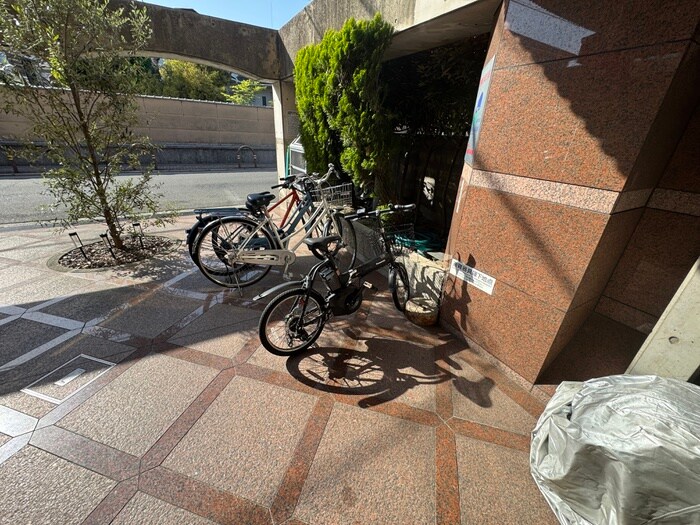 杏樹ＳＥＮＲＩＹＡＭＡの物件外観写真