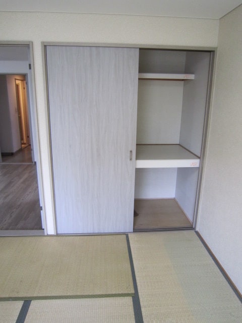 シャト－エスポワ－ルの物件内観写真