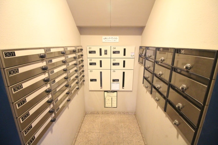 山本レンターマンションの物件外観写真