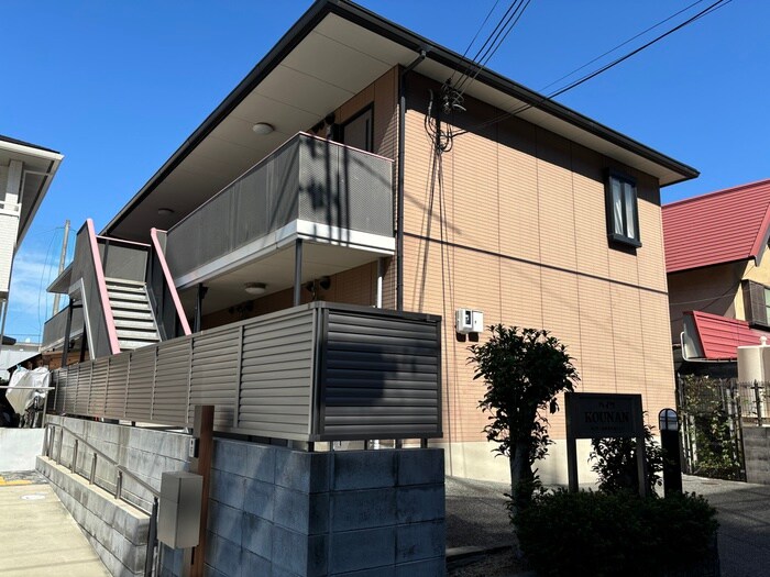 ハイツＫＯＵＮＡＮの物件外観写真