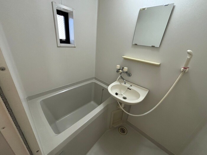 ハイツＫＯＵＮＡＮの物件内観写真