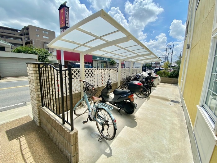 ラ・ベルヴィの物件外観写真