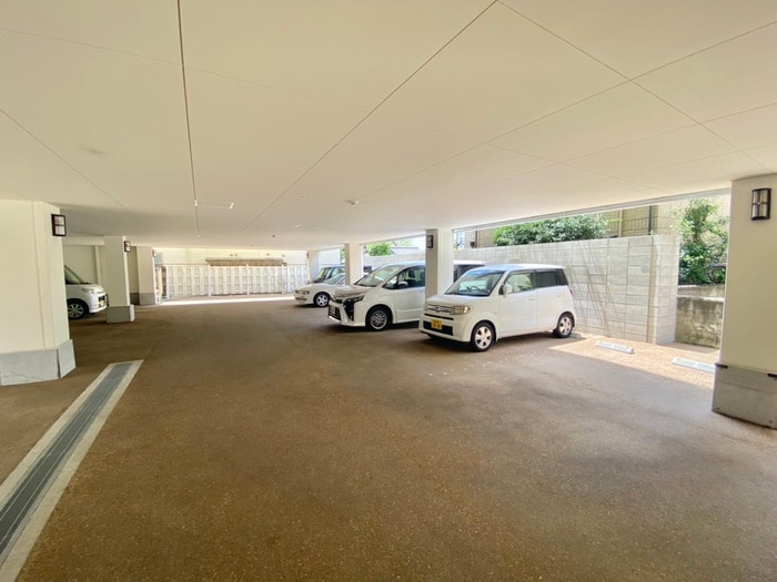 ラ・ベルヴィの物件外観写真