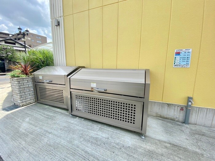 ラ・ベルヴィの物件外観写真