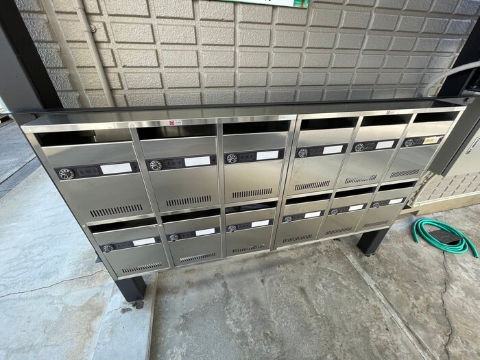 ミリオネーアの物件外観写真