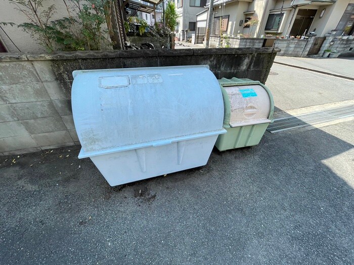 ミリオネーアの物件外観写真