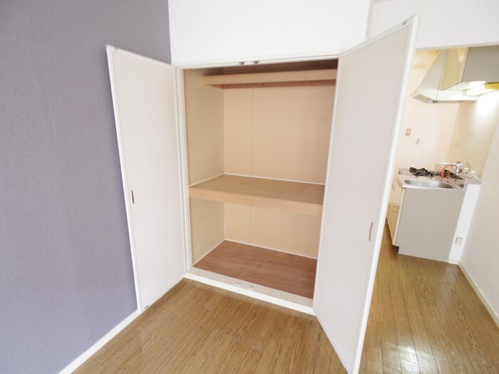 ミリオネーアの物件内観写真