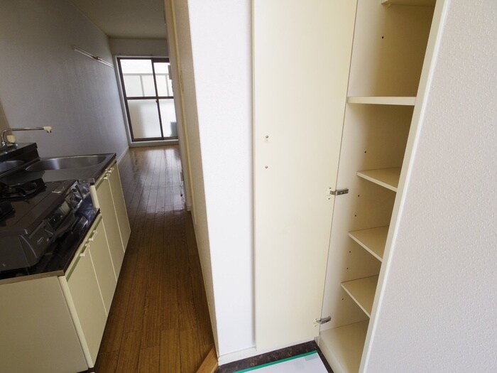 ミリオネーアの物件内観写真