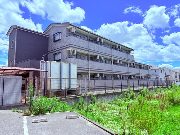 サンフォレストスギモトの物件外観写真