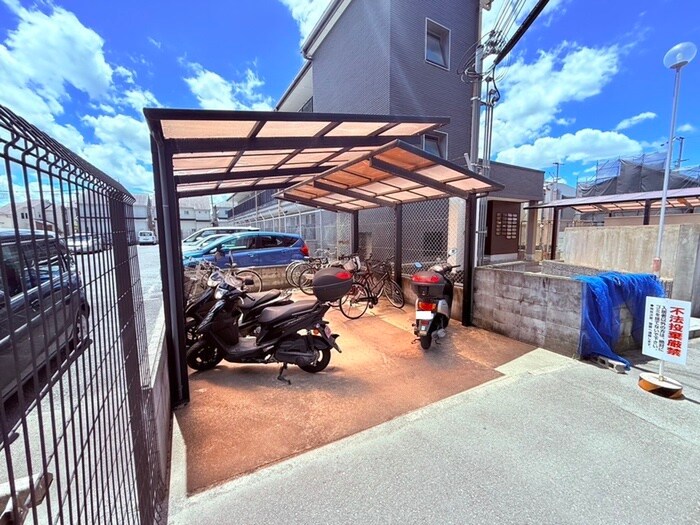 サンフォレストスギモトの物件外観写真