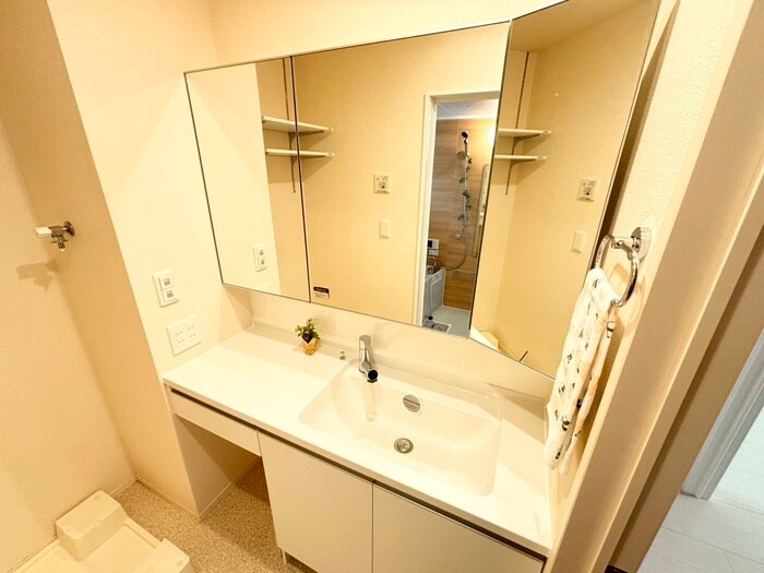 ラ　フレ－ズの物件内観写真