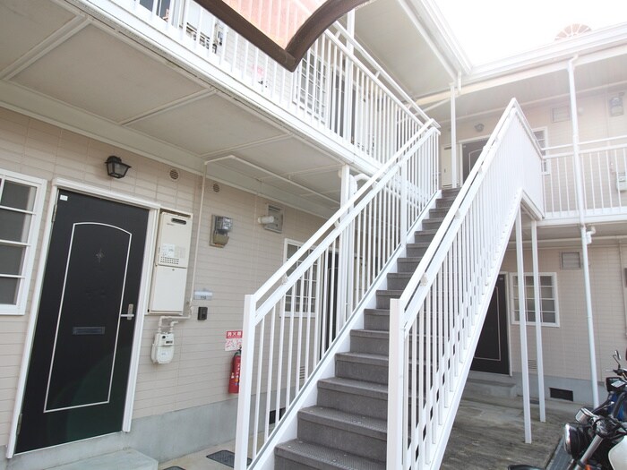 フィールズ箕面Ⅱの物件外観写真