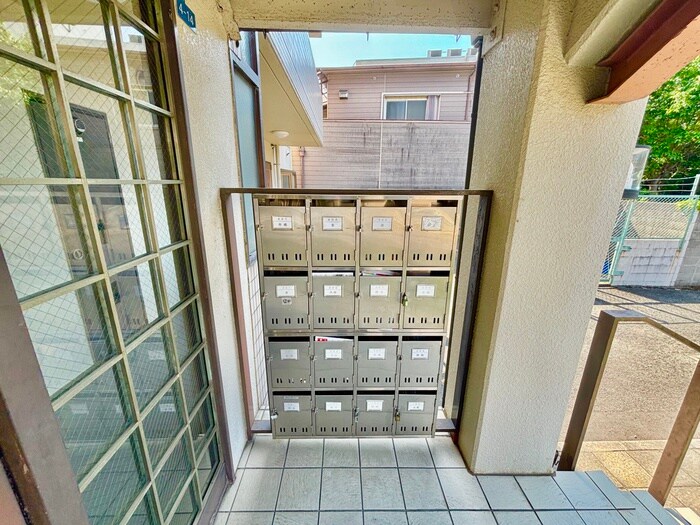 グリ－ンマンションモリの物件外観写真