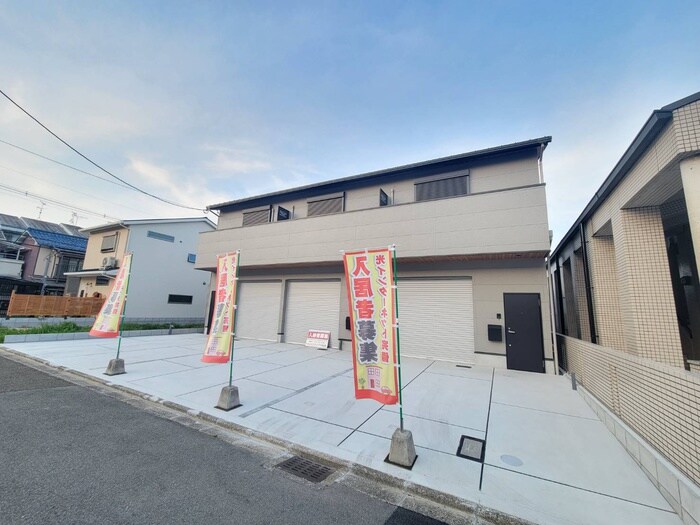 ガレージハウス藤林町Aの物件外観写真