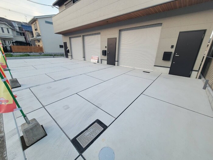 ガレージハウス藤林町Aの物件外観写真