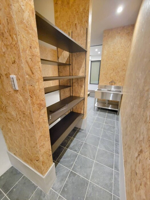 ガレージハウス藤林町Aの物件内観写真