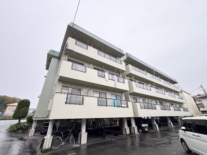 第９摂津グリーンハイツの物件外観写真