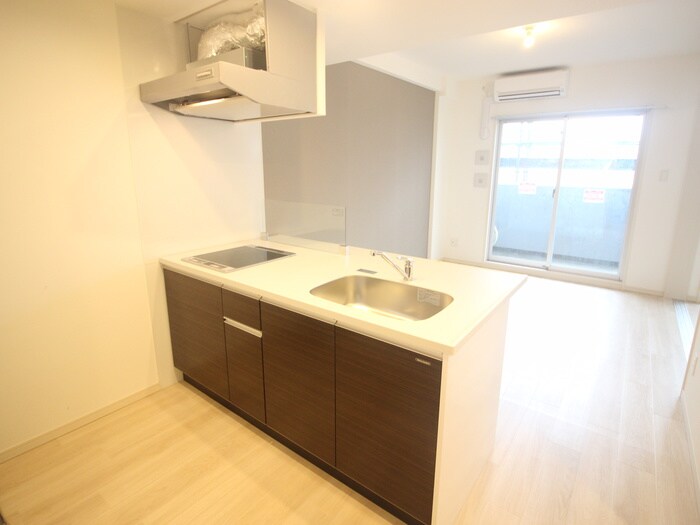 LANI TOYONAKA（ﾗﾆ　ﾄﾖﾅｶ）の物件内観写真