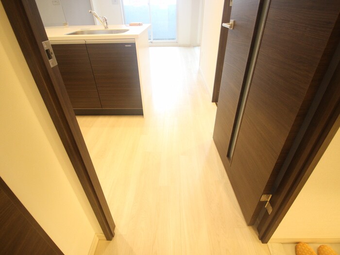 LANI TOYONAKA（ﾗﾆ　ﾄﾖﾅｶ）の物件内観写真