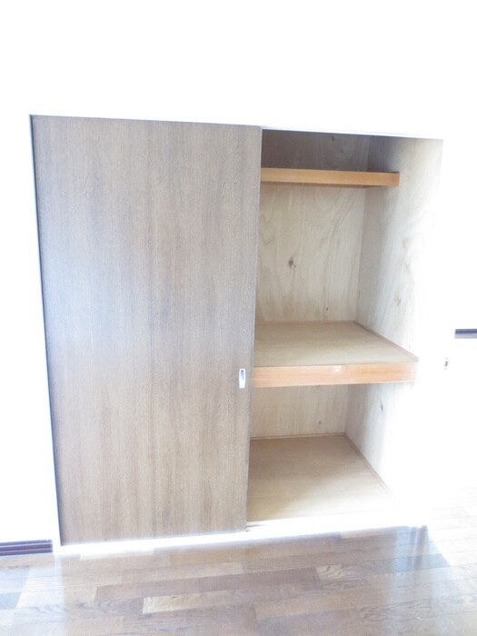 サンロ－ゼＭＩＹＡＴＡの物件内観写真