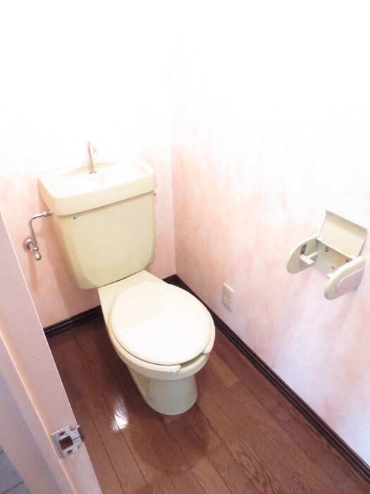 サンロ－ゼＭＩＹＡＴＡの物件内観写真