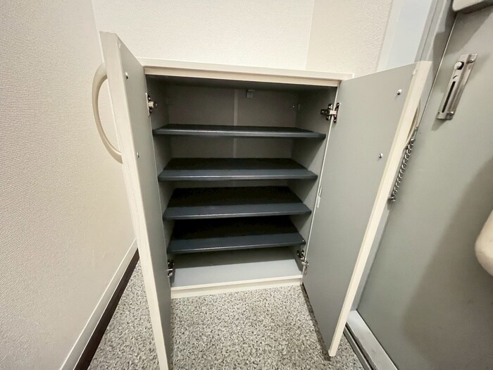 ゴ－ルドヴァレイタウンＡ棟の物件内観写真