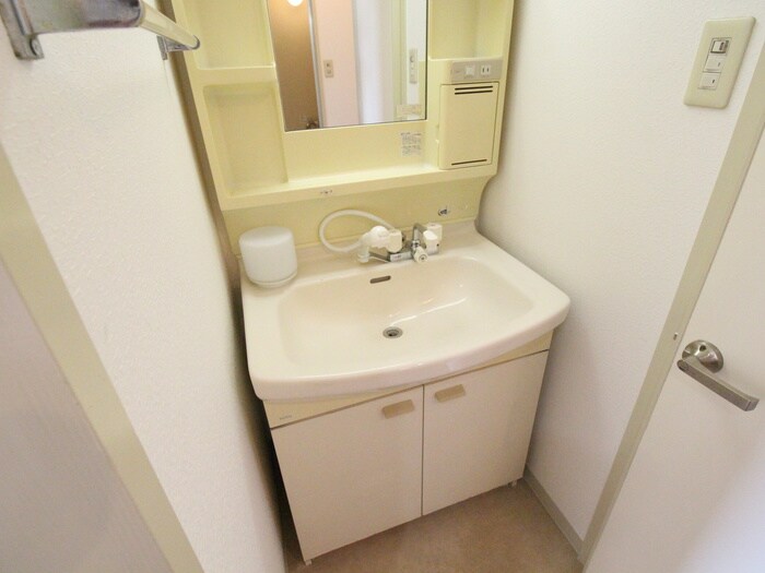 王谷マンションの物件内観写真