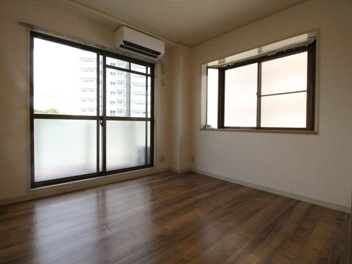 王谷マンションの物件内観写真