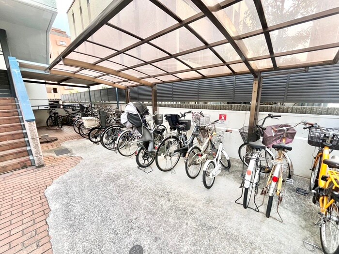 千里ハイツの物件外観写真