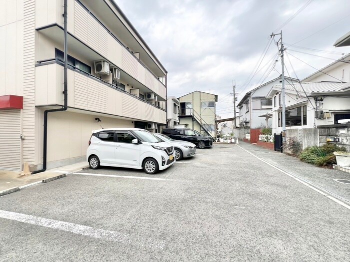 ネオハ－ス金岡の物件外観写真