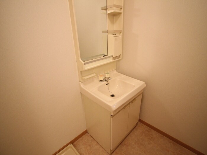 第2藤栄ハイツの物件内観写真