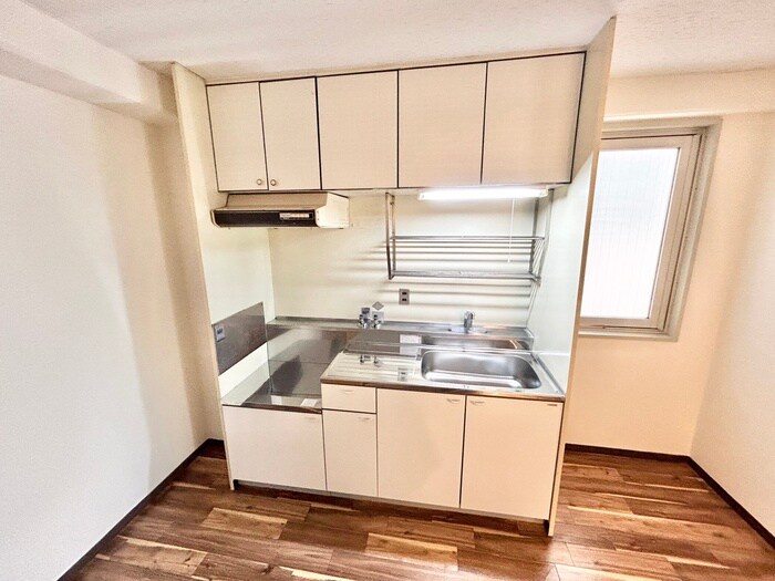 ホワイトシャトー堀江の物件内観写真